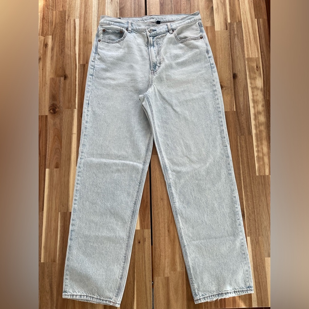 American Eagle Outfitters Women’s Straight Jeans